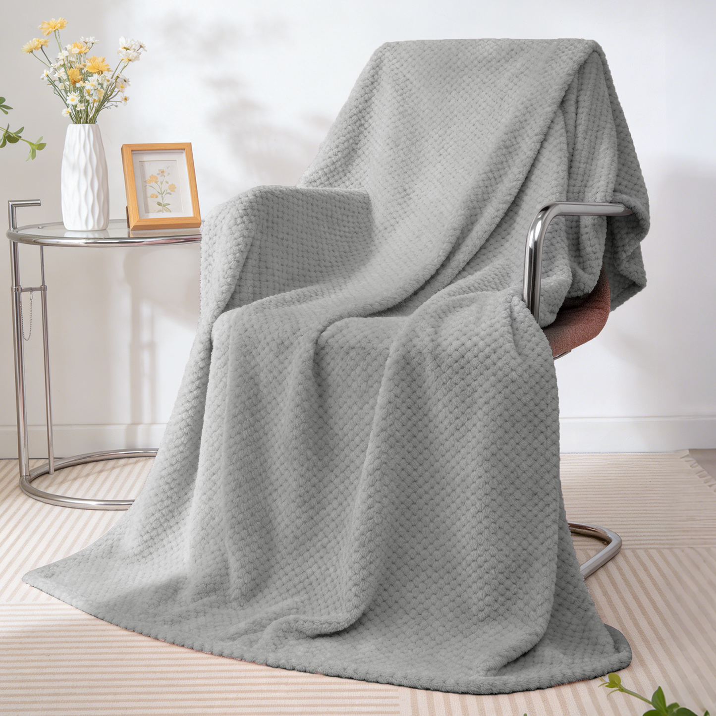 Throw Blanket, 260GSM Soft Jacquard Blanket for Couch, Waffle Weave Fuzzy Throws for Home Decor, Lightweight and Warm Bed Blankets for Bed Sofa Office Travel