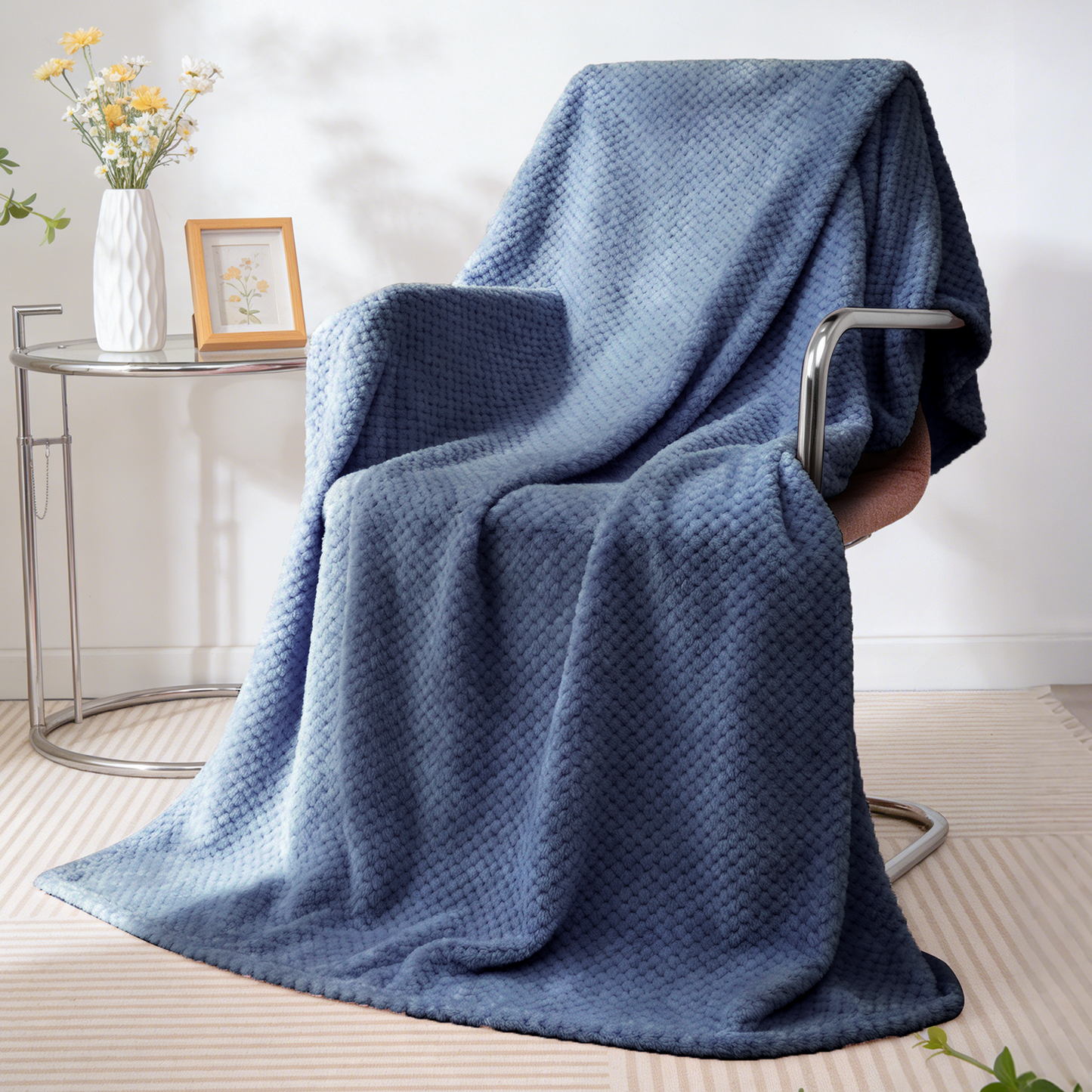 Throw Blanket, 260GSM Soft Jacquard Blanket for Couch, Waffle Weave Fuzzy Twin Size Throws for Home Decor, Lightweight and Warm Bed Blankets for Bed Sofa Office Travel, Blue