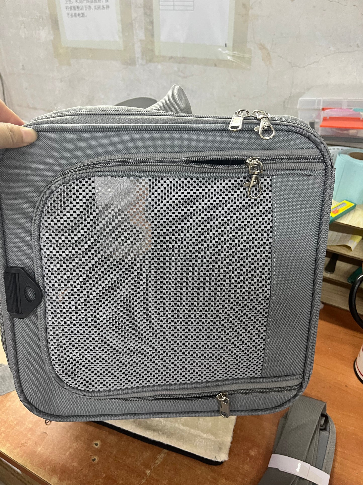 CSD02PFCT0000WTCshidWorld TSA Airline Approved Collapsible Cat Carrier for Large Cats and Small Dogs up to 25lbs, Soft-Sided Travel Dog Carrier (Gray)