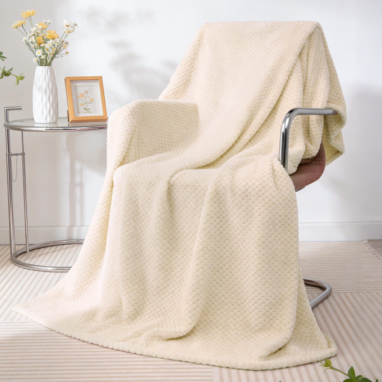 Throw Blanket, 260GSM Soft Jacquard Blanket for Couch, Waffle Weave Fuzzy Twin Size Throws for Home Decor, Lightweight and Warm Bed Blankets for Bed Sofa Office Travel, Beige